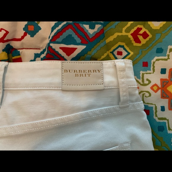 Burberry Brit Women’s size 27 shorts - Picture 4 of 4